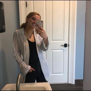 Cute & lightweight striped kimono. Perfect for the office in the summertime!